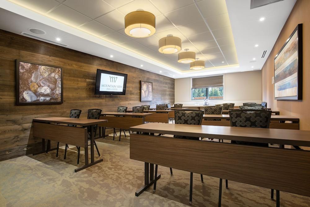Mountain View Inn & Suites Sundre Ngoại thất bức ảnh