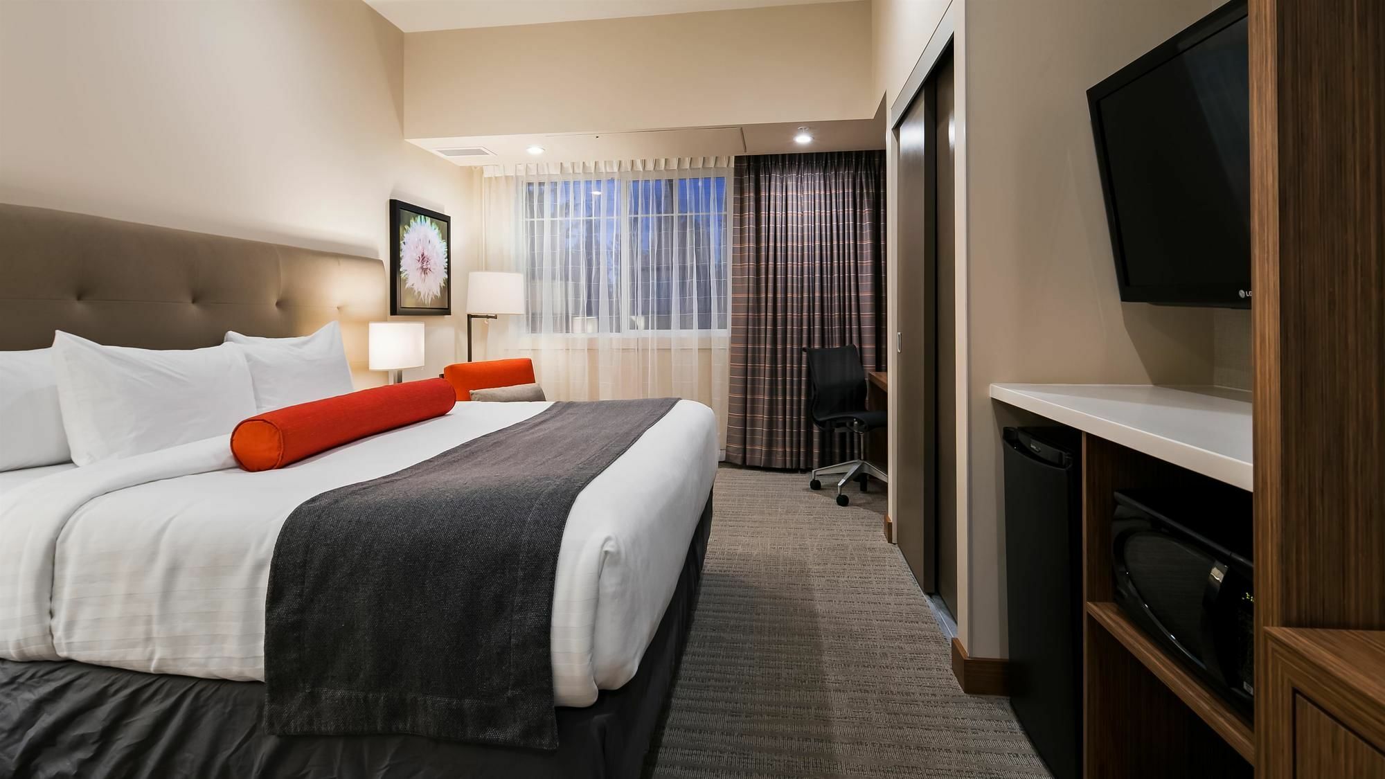 Mountain View Inn & Suites Sundre Ngoại thất bức ảnh