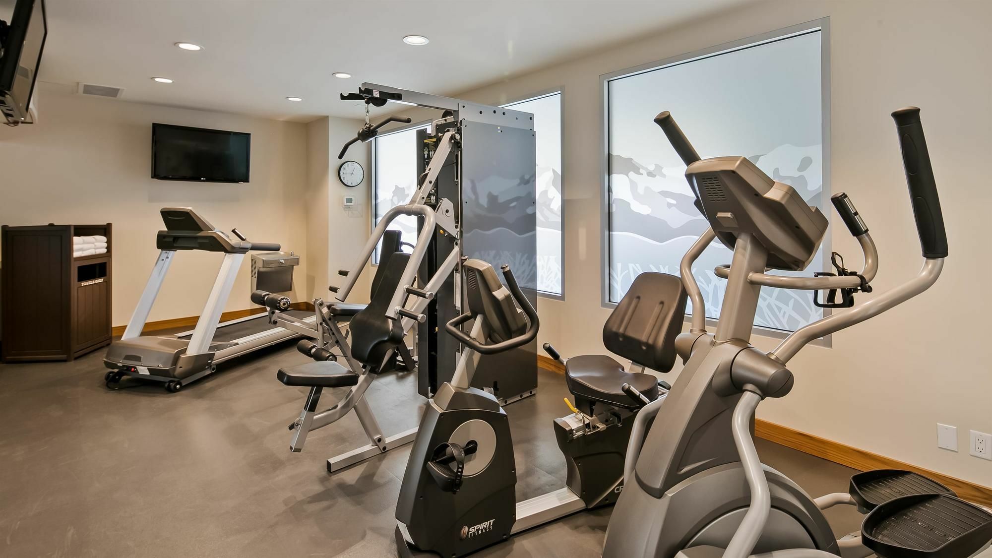 Mountain View Inn & Suites Sundre Ngoại thất bức ảnh